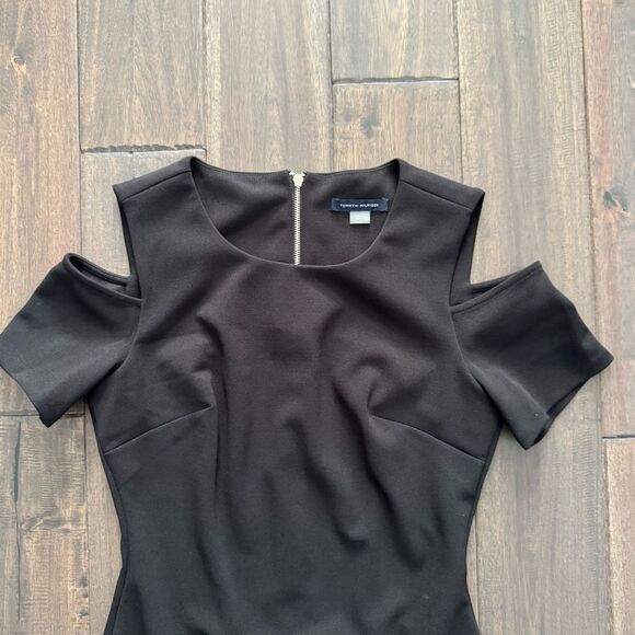 Tommy Hilfiger Black Short Sleeve Cold Shoulder Shift Dress 2 - Picture 2 of 4